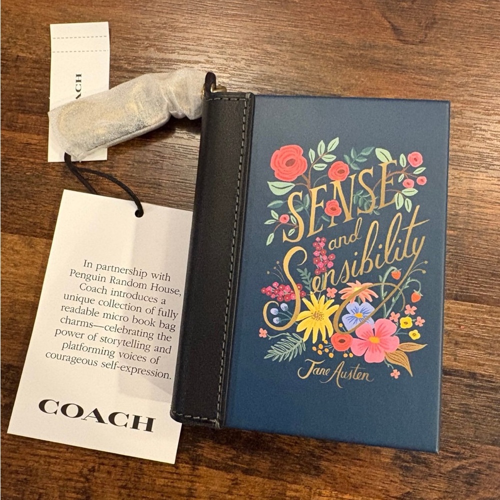 coach book charm / sense and sensibility